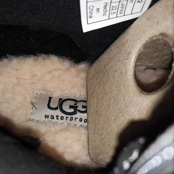 UGG W. Attel Women's Ankle Boot size 5.5M - Picture 10 of 12